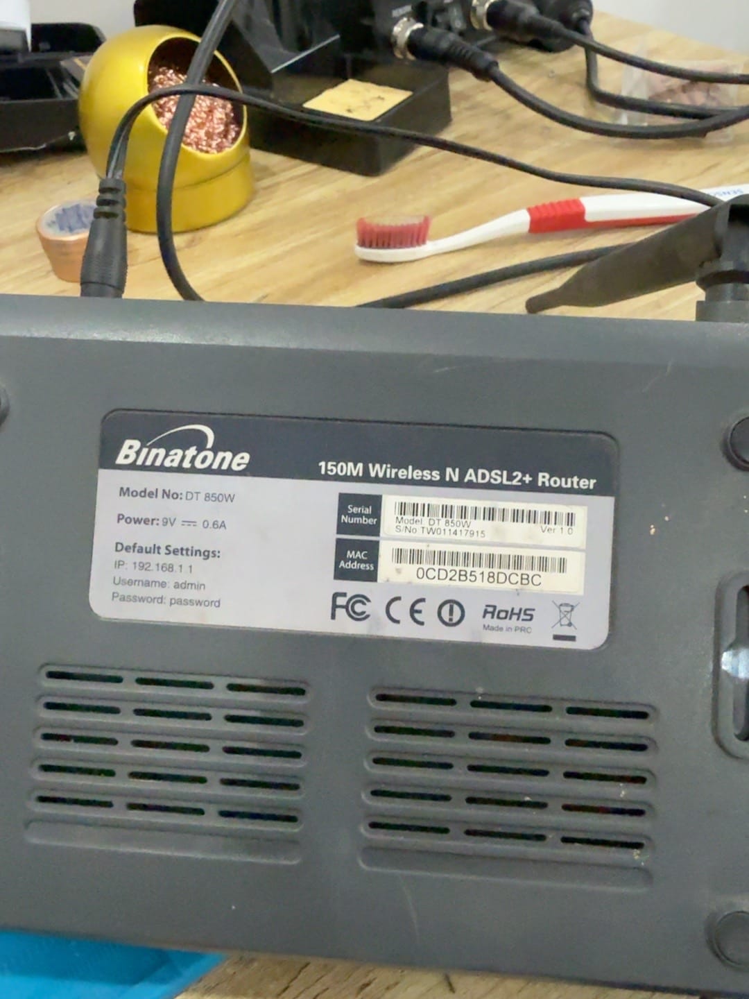 The Binatone DT 850W, bottom label